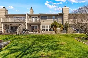 163 Boathouse Ln Ln, Bay Shore, NY 11706 - Photo 27