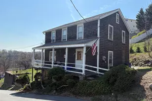 77 Cleveland St, Valhalla, NY 10595 - Photo 3