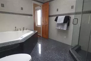141-60 11th Ave, Whitestone, NY 11357 - Photo 19