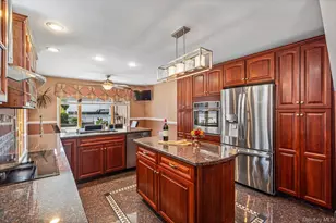141-60 11th Ave, Whitestone, NY 11357 - Photo 13