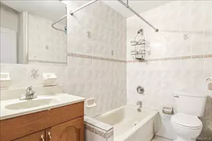 67-26 Selfridge St, Forest Hills, NY 11375 - Photo 19