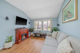 3114 Connecticut Ave, Medford, NY 11763 - Photo 9