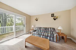 8 Chestnut Street W, Wurtsboro, NY 12790 - Photo 9