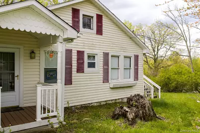 8 Chestnut Street W, Wurtsboro, NY 12790 - Photo 3