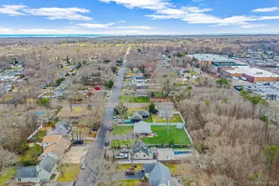 160 Hounslow Road, Shirley, NY 11967 - Photo 33