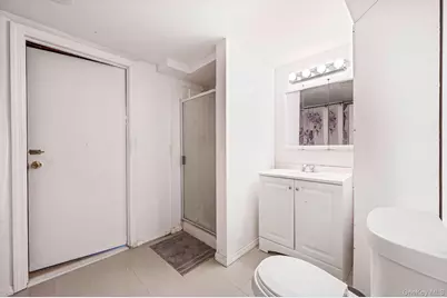 160 Hounslow Road, Shirley, NY 11967 - Photo 7