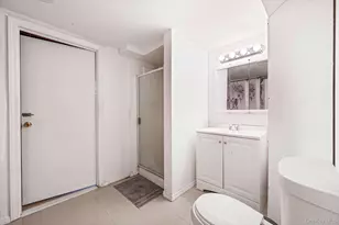 160 Hounslow Rd, Shirley, NY 11967 - Photo 7