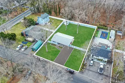 160 Hounslow Road, Shirley, NY 11967 - Photo 35