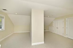 51 Fairfields Ln, Huntington Station, NY 11746 - Photo 29