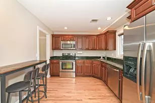 51 Fairfields Ln, Huntington Station, NY 11746 - Photo 11