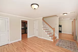 51 Fairfields Ln, Huntington Station, NY 11746 - Photo 5