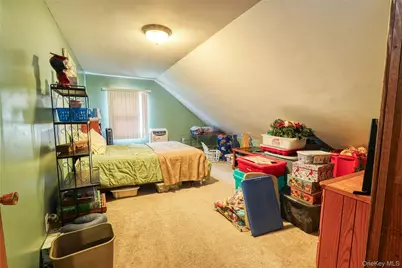 275 Southaven Avenue, Medford, NY 11763 - Photo 13
