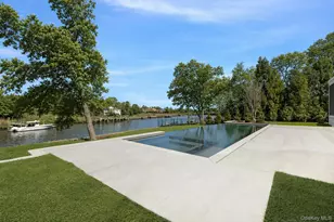 15 Old Point Rd, Quogue, NY 11959 - Photo 29