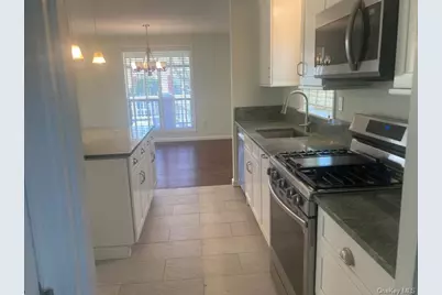 1661 Old Country Road #516, Riverhead, NY 11901 - Photo 7