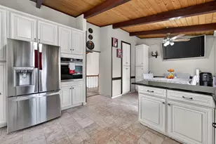 810 Haverstraw Rd, Suffern, NY 10901 - Photo 17