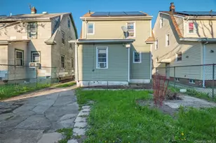 112-28 200th St, Saint Albans, NY 11412 - Photo 19