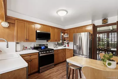 7 Bogert Place, Bronxville, NY 10708 - Photo 13