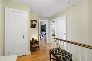 7 Bogert Pl, Bronxville, NY 10708 - Photo 17