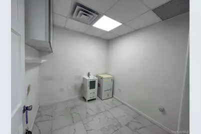 4142 College Point Boulevard #2A, Flushing, NY 11355 - Photo 9