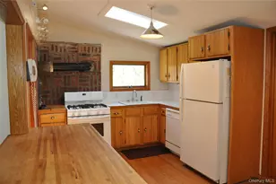 550 Browning Rd, Salt Point, NY 12578 - Photo 13