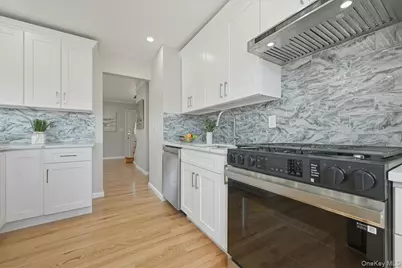 2726 Orchard Street, North Bellmore, NY 11710 - Photo 11