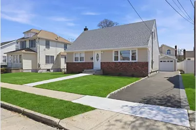 2726 Orchard Street, North Bellmore, NY 11710 - Photo 33