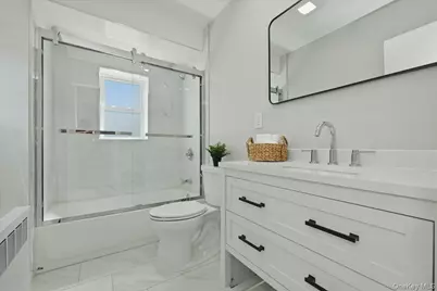 2726 Orchard Street, North Bellmore, NY 11710 - Photo 15