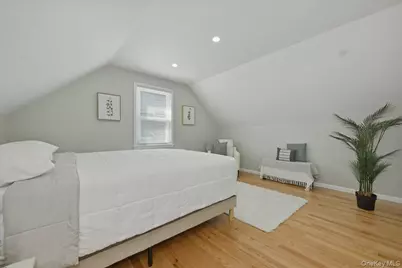 2726 Orchard Street, North Bellmore, NY 11710 - Photo 19