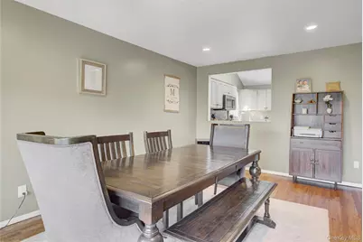 16 Amherst Drive, Massapequa, NY 11758 - Photo 5