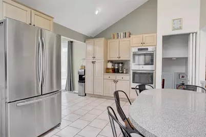 16 Amherst Drive, Massapequa, NY 11758 - Photo 9