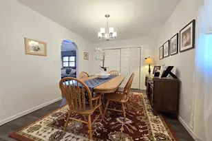 261 Phyllis Dr, Patchogue, NY 11772 - Photo 5