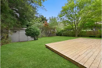 140 North Street, Locust Valley, NY 11560 - Photo 3