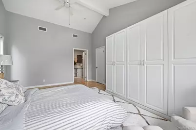 140 North Street, Locust Valley, NY 11560 - Photo 13