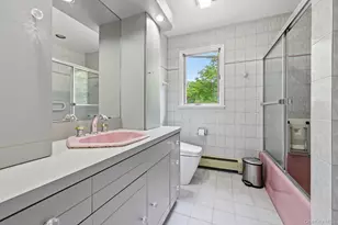 140 North St, Locust Valley, NY 11560 - Photo 21
