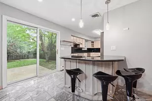 140 North St, Locust Valley, NY 11560 - Photo 9