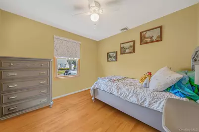 3476 Clifton Boulevard, Wantagh, NY 11793 - Photo 9