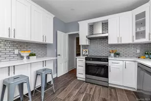 51 Park Pl, Sea Cliff, NY 11579 - Photo 11
