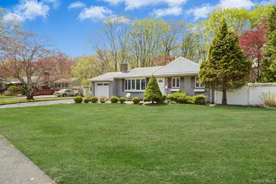 34 Oxbow Road, Patchogue, NY 11772 - Photo 3
