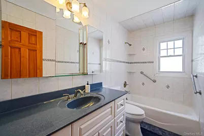 34 Oxbow Road, Patchogue, NY 11772 - Photo 19