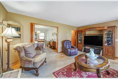 34 Oxbow Road, Patchogue, NY 11772 - Photo 7