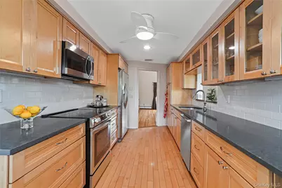 4 Northern Road, Hartsdale, NY 10530 - Photo 11