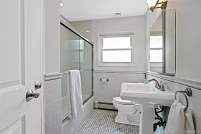 4 Northern Road, Hartsdale, NY 10530 - Photo 21