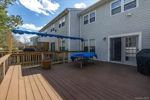 9 Eastern Dr, New Hyde Park, NY 11040 - Photo 17