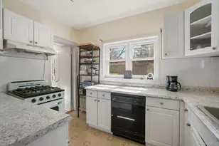 64 Aka 68 Avondale Rd, Yonkers, NY 10710 - Photo 9