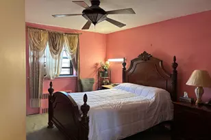 87-19 204th St, Hollis, NY 11423 - Photo 13