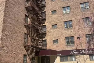 87-19 204th St, Hollis, NY 11423 - Photo 5