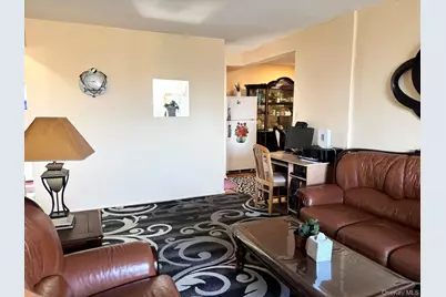 87-19 204th Street #A68, Hollis, NY 11423 - Photo 3