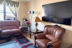 87-19 204th St, Hollis, NY 11423 - Photo 5