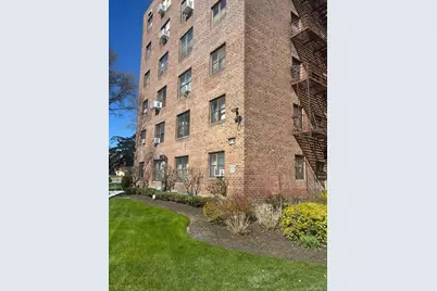 87-19 204th Street #A68, Hollis, NY 11423 - Photo 23