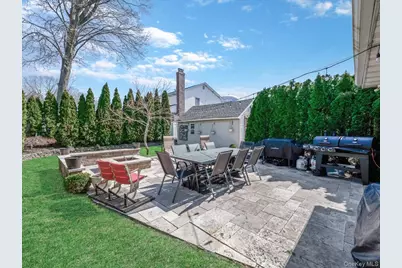 12 Floral Avenue, Bethpage, NY 11714 - Photo 23